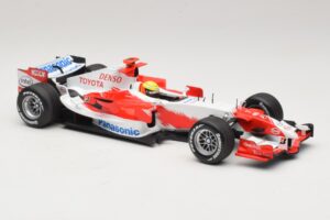 Panasonic Toyota Racing TF106 #12 R. Schumacher 2006 Minichamps 1:18 AM59557K Metaal — afbeelding 4 van 7