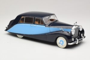 Rolls-Royce Silver Wraith Empress by Hooper Zwart & Donkerblauw MCG 1:18 MCG18051 Metaal — afbeelding 4 van 6