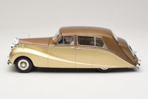 Rolls-Royce Silver Wraith Empress by Hooper Bruin & Goud MCG 1:18 MCG18000 Metaal — afbeelding 3 van 6