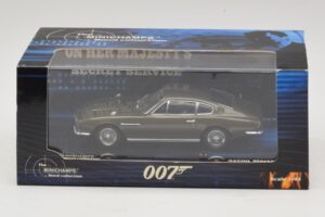 Aston Martin DBS On Her Majesty's Secret Service Minichamps 1:43 436137600 Metaal — afbeelding 5 van 5