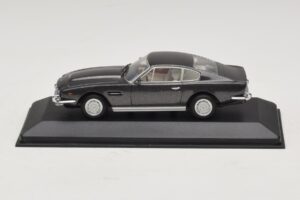 Aston Martin DBS On Her Majesty's Secret Service Vervangende Doos Minichamps 1:43 436137600-R1 Metaal