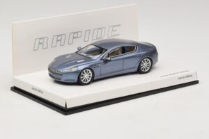 Aston Martin Rapide Blauw Metallic Minichamps 1:43 437137903 Metaal — afbeelding 2 van 5