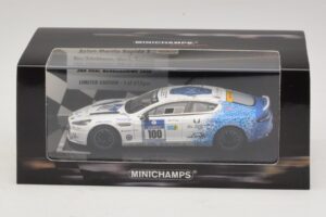 Aston Martin Rapide S #100 Bez / Schubauer 24 Hours of Nurburgring 2013 Minichamps 1:43 437131300 Metaal — afbeelding 5 van 5