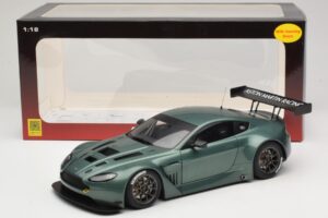 Aston Martin V12 Vantage GT3 Groen AUTOart 1:18 81306 Metaal — afbeelding 6 van 6