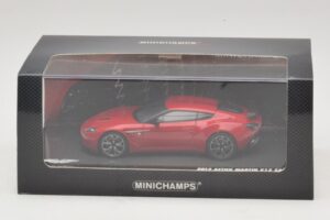 Aston Martin V12 Zagato Rood Minichamps 1:43 437137220 Metaal — afbeelding 5 van 5