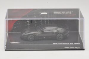 Aston Martin V12 Zagato Scintilla Silver Minichamps 1:43 437137221 Metaal — afbeelding 4 van 5