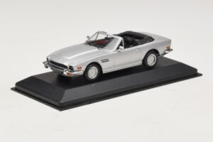 Aston Martin V8 Volante Zilver Minichamps 1:43 400137601 Metaal — afbeelding 2 van 4