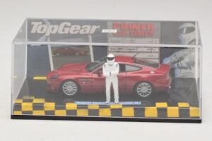Aston Martin Vanquish S Rood Top Gear Met Figuur Minichamps 1:43 519431372 Metaal — afbeelding 4 van 5