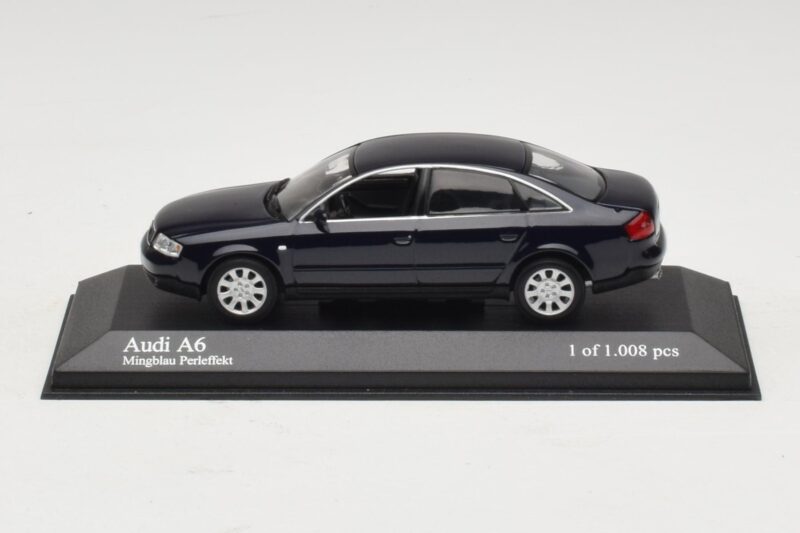 Audi A6 C5 Blauw Metallic Minichamps 1:43 430010201 Metaal