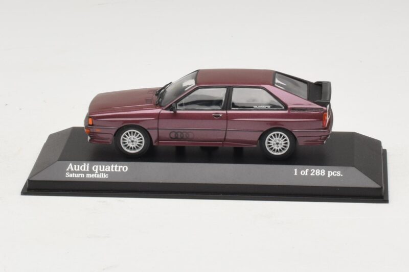 Audi Quattro Bruin Metallic Minichamps 1:43 Audi Quattro Bruin Metallic Minichamps 1:43 430019429 Metaal