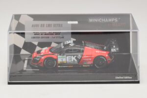 Audi R8 LMS Ultra #1 EK S. Asch / Stoll ADAC GT Masters 2013 Minichamps 1:43 437130101 Metaal — afbeelding 4 van 5