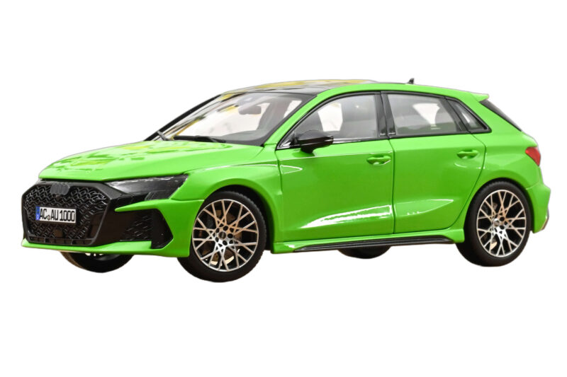 Audi RS3 8Y Sportback Kyalami Green Norev 1:18 Audi RS3 8Y Sportback Kyalami Green Norev 1:18 188390 Metaal
