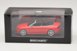 Audi RS5 B8 Cabriolet Rood Minichamps 1:43 410011230 Metaal — afbeelding 4 van 4