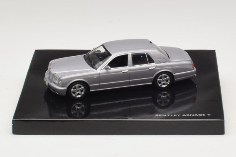 Bentley Arnage T Silver Tempest Minichamps 1:43 Bentley Arnage T Silver Tempest Minichamps 1:43 BL326 Metaal