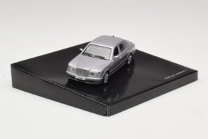 Bentley Arnage T Silver Tempest Minichamps 1:43 BL326 Metaal — afbeelding 2 van 4