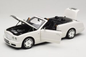 Bentley Azure Glacier White Vervangende Doos Minichamps 1:18 100139502-R1 Metaal — afbeelding 2 van 8