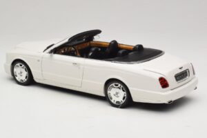 Bentley Azure Glacier White Vervangende Doos Minichamps 1:18 100139502-R1 Metaal — afbeelding 7 van 8