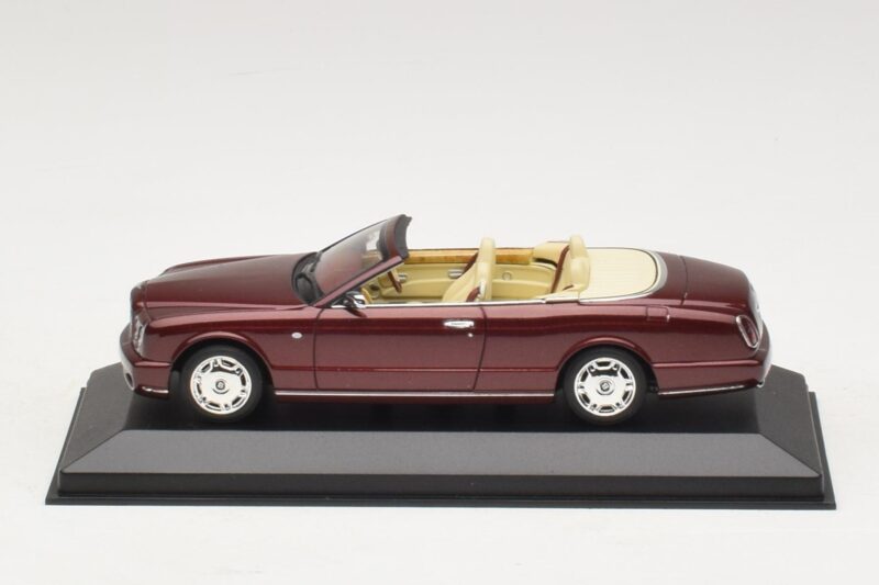Bentley Azure Rood Metallic Minichamps 1:43 436139560 Metaal