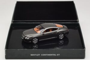 Bentley Continental GT Cypress Green Minichamps 1:43 BL312 Metaal — afbeelding 4 van 4