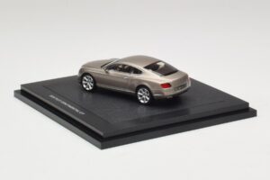 Bentley Continental GT Light Bronze Metallic Minichamps 1:43 BL834 Metaal — afbeelding 2 van 4