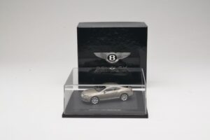 Bentley Continental GT Light Bronze Metallic Minichamps 1:43 BL834 Metaal — afbeelding 4 van 4