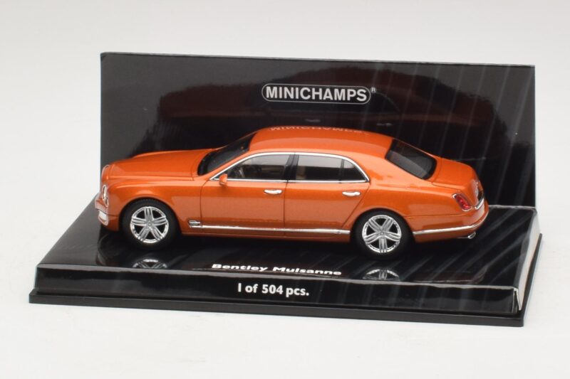 Bentley Mulsanne Oranje Metallic Minichamps 1:43 436139902 Metaal