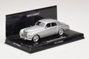 Bentley S1 Continental Zilver Minichamps 1:43 436139552 Metaal — afbeelding 2 van 4