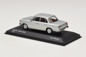 BMW 1800 TI/SA Zilver Minichamps 1:43 400025100 Metaal — afbeelding 3 van 4