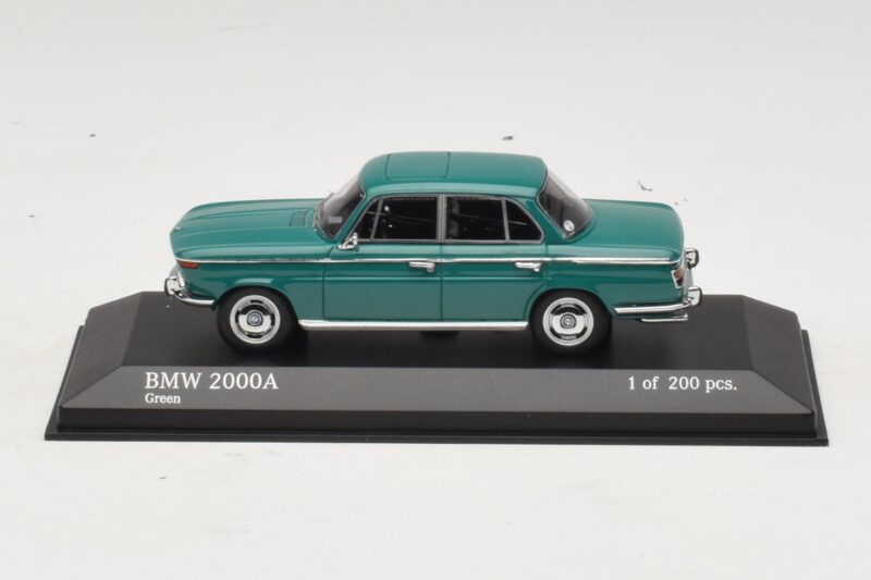 BMW 2000A Groen Minichamps 1:43 437023001 Metaal