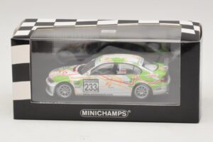 BMW 320i E46 #233 A. Priaulx / J. Muller Schubert Motorsport VLN Nurburgring 2005 Minichamps 1:43 400052433 Metaal — afbeelding 4 van 4