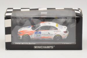 BMW M235i Team Rent2drive #304 Ackermann / Wishkirchen 24 Hours of Nurburgring 2015 Minichamps 1:43 437152504 Metaal — afbeelding 4 van 4