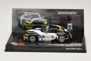 BMW Z4 GT3 Need for Speed Team #4 Hartung / Viebahn 24 Hours of Nürburgring 2011 Minichamps 1:43 437112904 Metaal