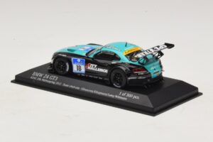 BMW Z4 GT3 Vita4One #18 Goransson / Klingmann 24 Hours of Nürburgring 2012 Minichamps 1:43 437122918 Metaal — afbeelding 3 van 4