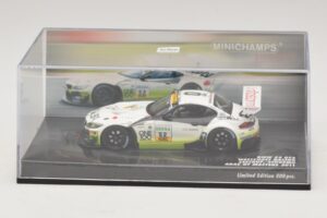 BMW Z4 GT3 Westcoast Racing #52 F. Lestrup ADAC GT Masters 2011 Minichamps 1:43 437112952 Metaal — afbeelding 4 van 5