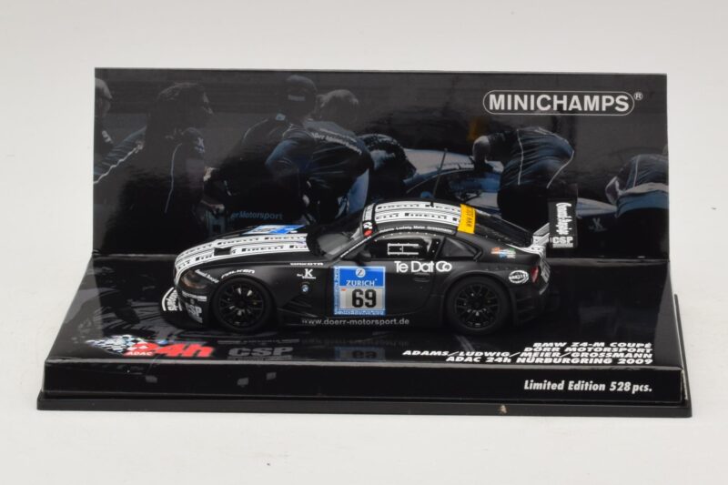 BMW Z4 M Coupe #69 Adams / K. Ludwig ADAC 24h Nürburgring 2009 Minichamps 1:43 400092769 Metaal