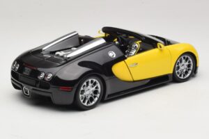 Bugatti Veyron Grand Sport Black Lemon Minichamps 1:18 100110831 Metaal — afbeelding 3 van 8