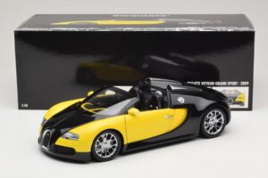 Bugatti Veyron Grand Sport Black Lemon Minichamps 1:18 100110831 Metaal — afbeelding 8 van 8