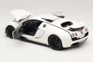 Bugatti Veyron Super Sport Wit Minichamps 1:18 100110844 Metaal — afbeelding 5 van 8