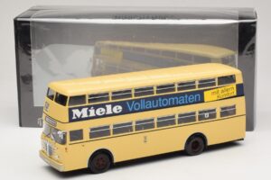 Bussing D2U Heckturen Miele Minichamps 1:43 439071086 Metaal — afbeelding 6 van 6
