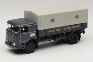 Bussing LU Deutsche Bundesbahn Minichamps 1:43 Bussing LU Deutsche Bundesbahn Minichamps 1:43 30566-54995 Metaal