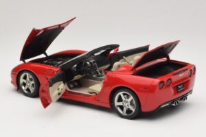 Chevrolet Corvette C6 Cabriolet Rood AUTOart 1:18 71221 Metaal — afbeelding 5 van 8