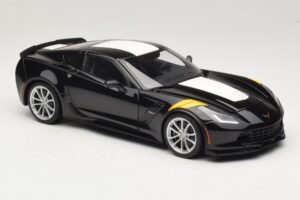 Chevrolet Corvette C7 Grand Sport Zwart met Witte Strepen AUTOart 1:18 71273 Composiet — afbeelding 6 van 8