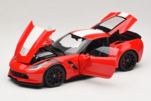 Chevrolet Corvette C7 Grand Sport Rood met Witte Strepen AUTOart 1:18 71274 Composiet — afbeelding 2 van 8