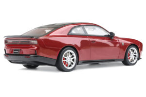 Dodge Charger Daytona Scat Pack Redeye Red GT Spirit 1:18 GT585 Hars — afbeelding 2 van 5