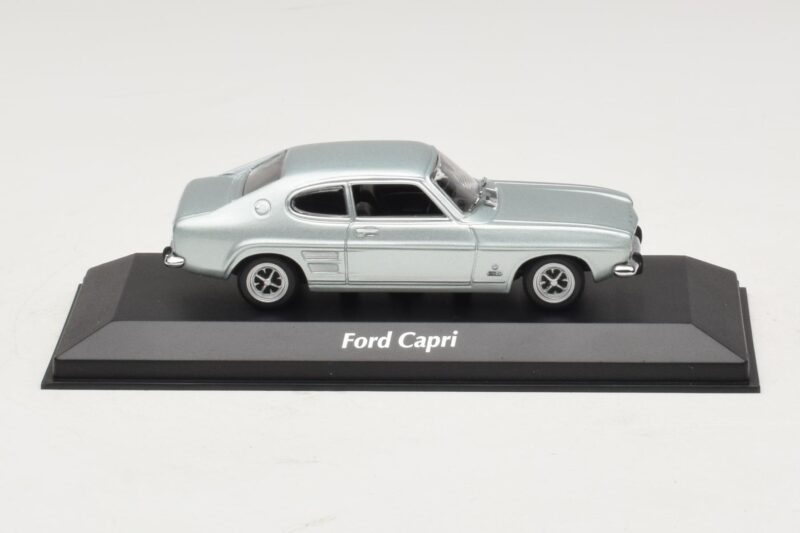 Ford Capri I Lichtblauw Metallic Maxichamps 1:43 940085501 Metaal