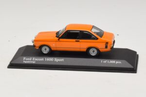 Ford Escort 1600 Sport Mk2 Oranje Minichamps 1:43 400084471 Metaal