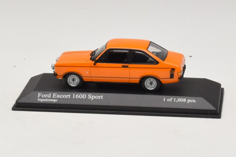 Ford Escort 1600 Sport Mk2 Oranje Minichamps 1:43 400084471 Metaal