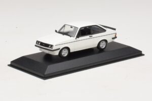 Ford Escort Mk1 TC Wit Minichamps 1:43 400081070 Metaal — afbeelding 2 van 4