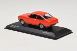 Ford Escort Mk2 Spanish Red Minichamps 1:43 400084100 Metaal — afbeelding 3 van 4