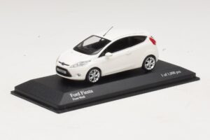 Ford Fiesta Mk6 Wit Minichamps 1:43 400088002 Metaal — afbeelding 2 van 4